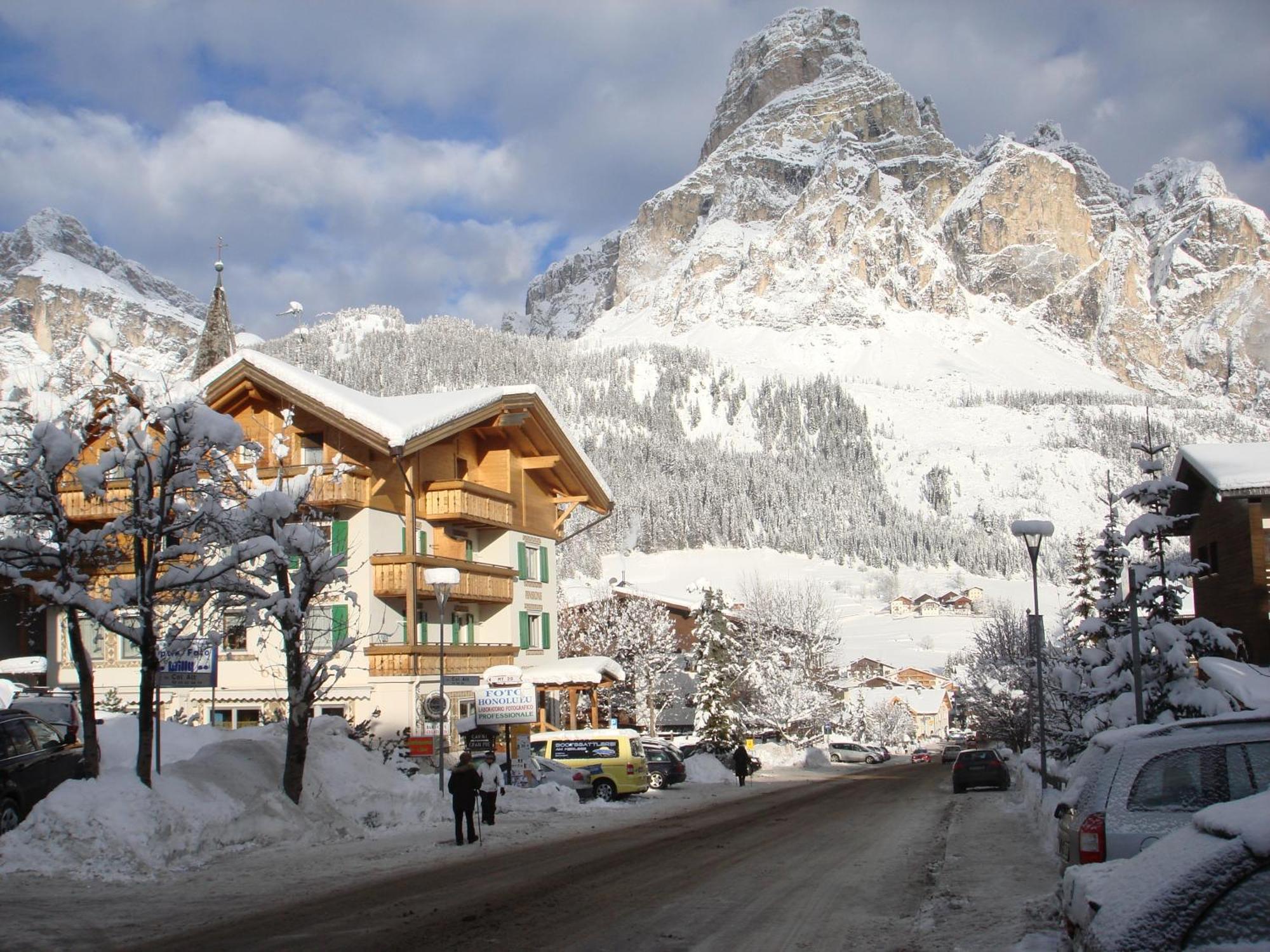 Chalet Madrisa Corvara In Badia Exterior photo